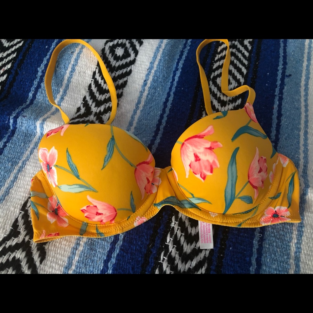 PINK BRA